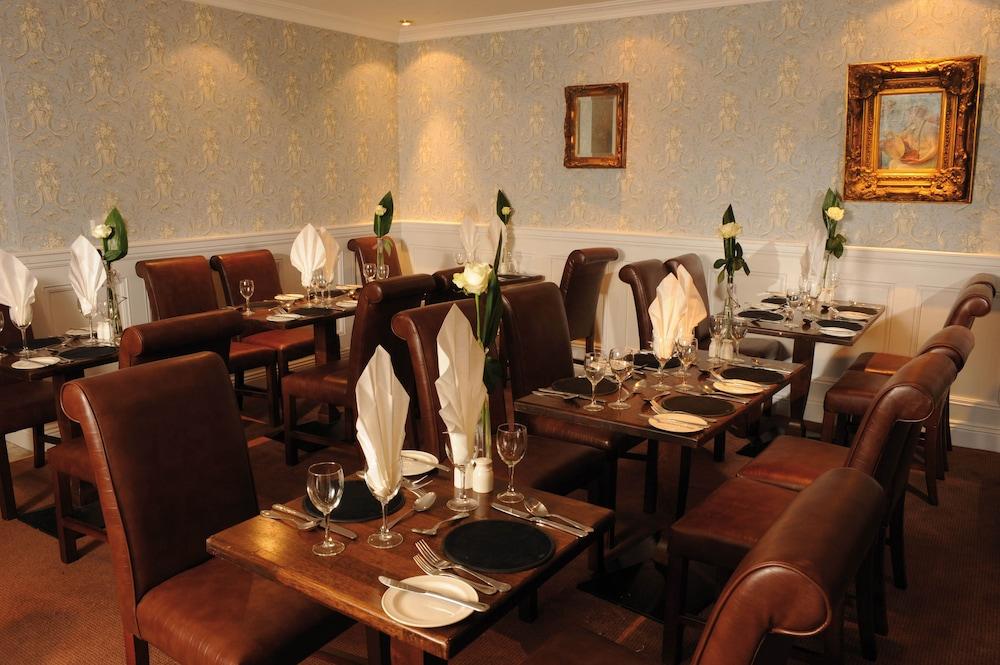 Treacy'S Hotel Wexford Енискорти Екстериор снимка